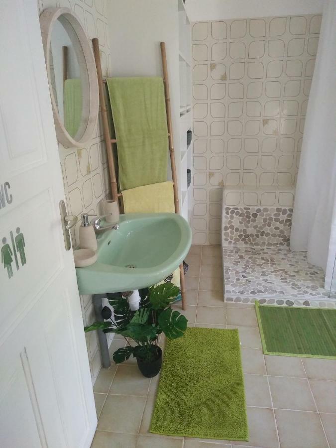 Appartement Ti Cajou à Baie-Mahault Extérieur photo